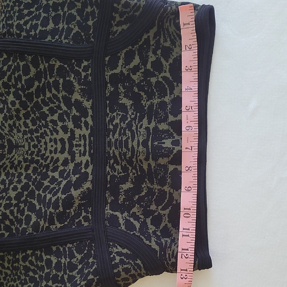 Leopard Print Black and Green Skirt - Picture 4 of 5